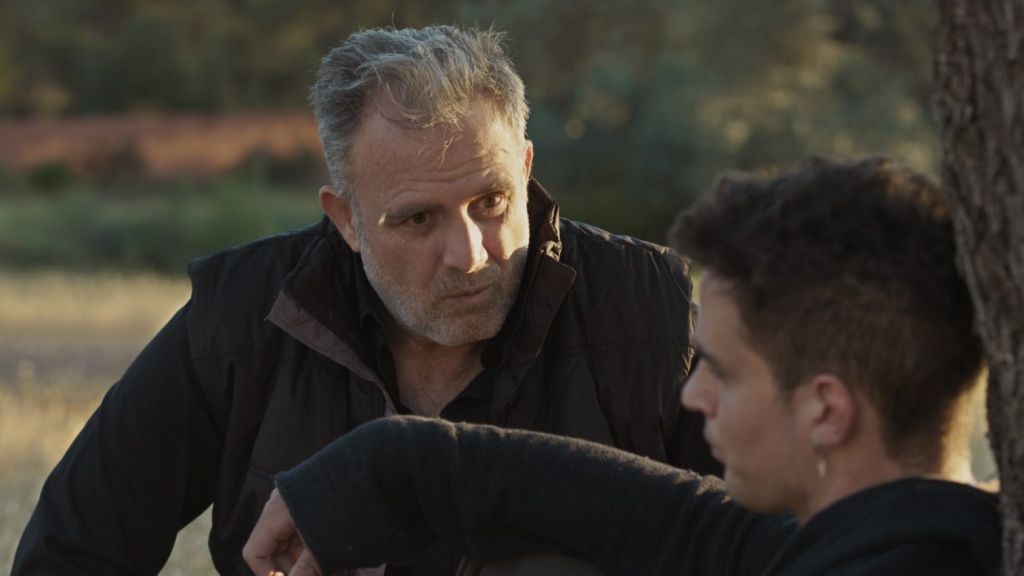 «Η Γη της Ελιάς» spoiler – Ποιον ληστεύουν όσο ο Στέφανος δίνει μάχη να κρατηθεί ζωντανός;