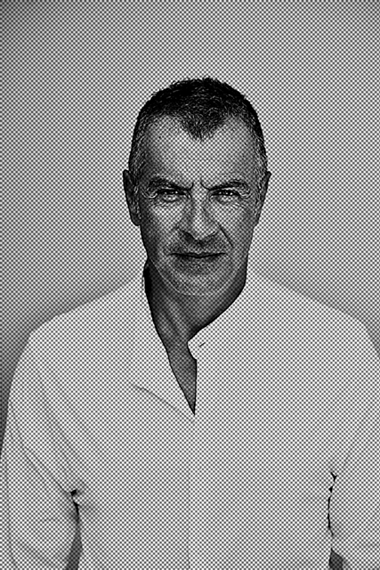 «Για μας τους ερασιτέχνες εραστές της ποίησης οι ποιητές είναι άχρονοι και αταξινόμητοι»