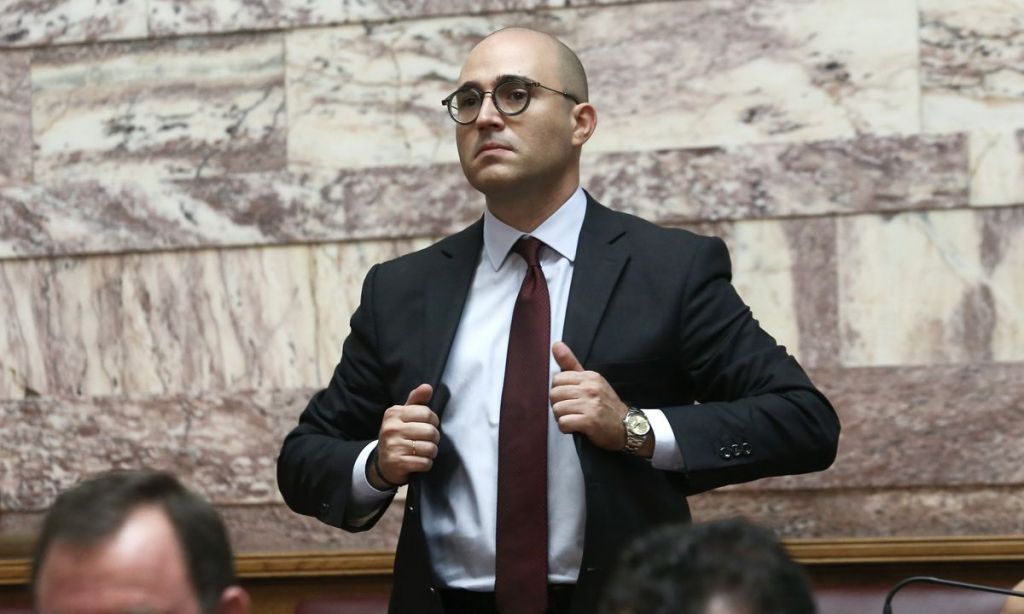 Πώς ξεχείλισε το ποτήρι για τον Κωνσταντίνο Μπογδάνο