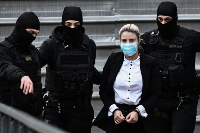 Επίθεση με βιτριόλι – «Δεν είμαι δολοφόνος. Από ένα ντοκιμαντέρ στην τηλεόραση μου ήρθε η ιδέα…» λέει η δράστρια