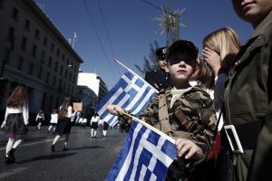 Καπραβέλος – Εκκληση στην κυβέρνηση να ξανασκεφτεί τις παρελάσεις με κόσμο