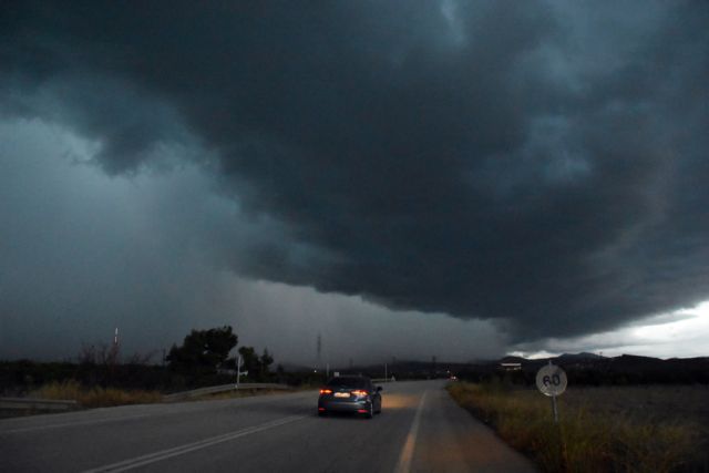 Νέα πιο ισχυρή κακοκαιρία μετά την «Αθηνά» βλέπουν οι μετεωρολόγοι – Πιθανός και κυκλώνας