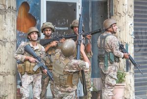 Ο χρεοκοπημένος Λίβανος στα πρόθυρα του εμφυλίου