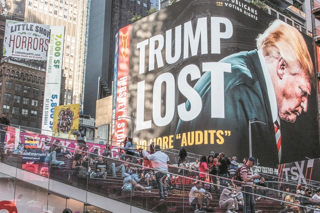 Ο Τραμπ λανσάρει δικό του Facebook