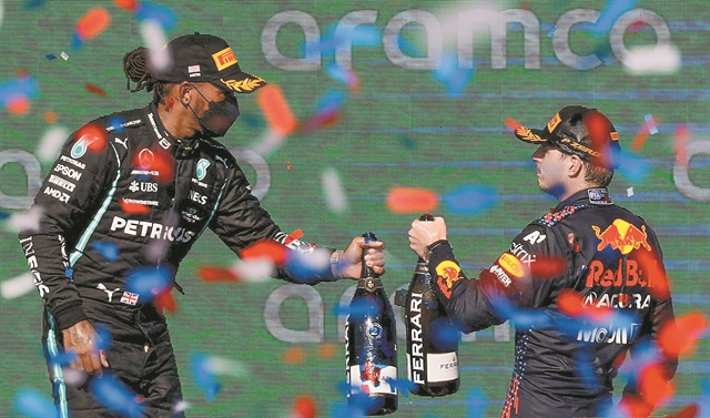 Τέσσερα γκραν πρι, γεμάτα ταχυπαλμίες!