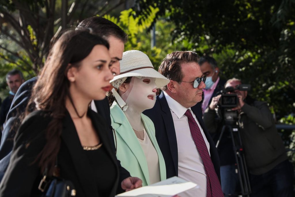 Ένταση στη δίκη για την επίθεση με βιτριόλι – Οι ερωτήσεις στον 40χρονο και η αντίδραση του προέδρου