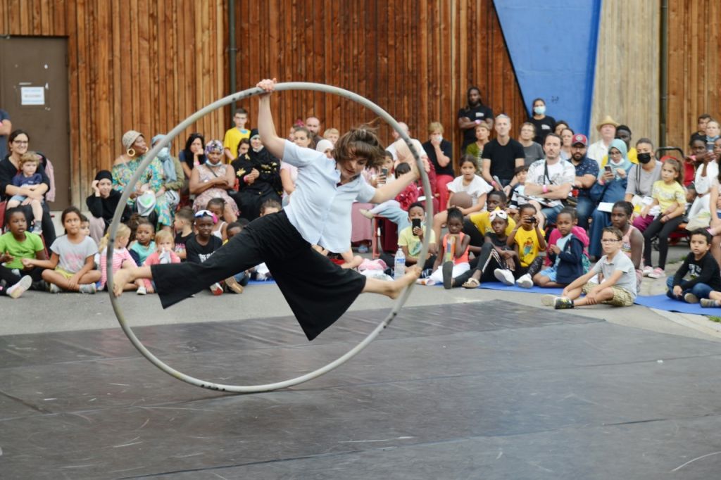 Ο Ελευθέριος Κεχαγιόγλου προχωράει «Ακροβατώντας στην Ελευσίνα»