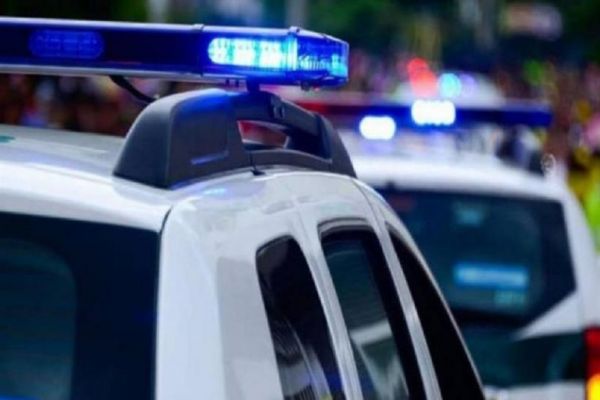 Συνελήφθη αξιωματικός του λιμενικού για ναρκωτικά και όπλα - ΤΑ ΝΕΑ