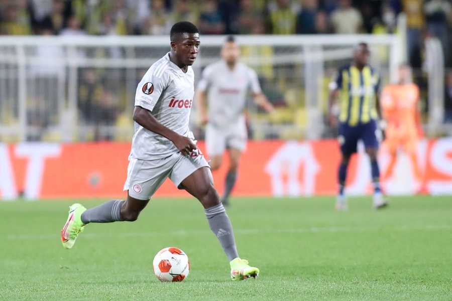 Ολυμπιακός – Ενα… μέτρο και ο Αγκιμπού