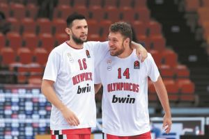 Οφέλη, απώλειες και… κυνήγι