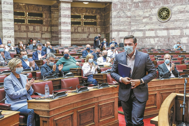 Μάχη σε δύο μέτωπα