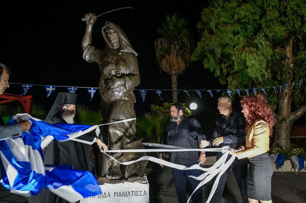 Ο Πειραιάς τιμά την αυτοθυσία των γυναικών που ταπείνωσαν τις στρατιές του Ιμπραήμ