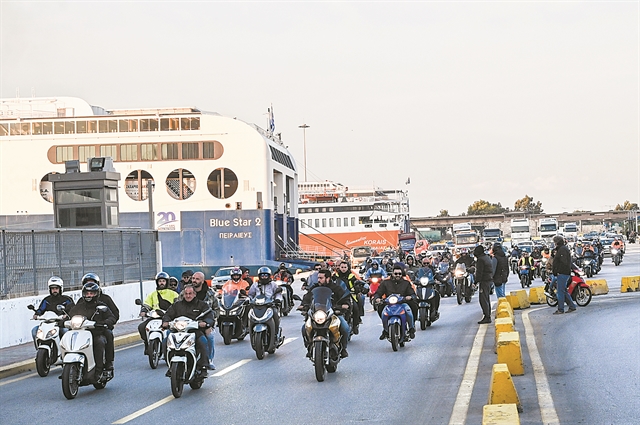 Αναζητείται συμβιβασμός για το λιμάνι του Πειραιά