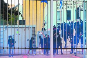 After attacks at professional lyceums, Greek Police probes seven extreme right groups in Thessaloniki