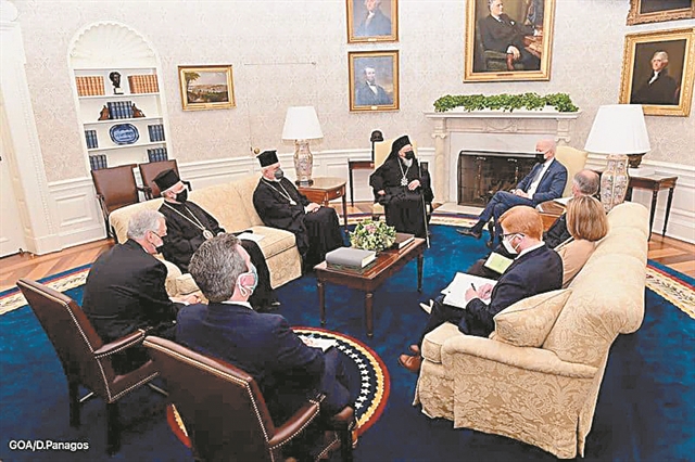 Μηνύματα στήριξης από τον Μπάιντεν για τη Χάλκη