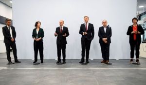 Γερμανία – Αρχίζουν οι επίσημες διαπραγματεύσεις για τον σχηματισμό νέας κυβέρνησης συνασπισμού