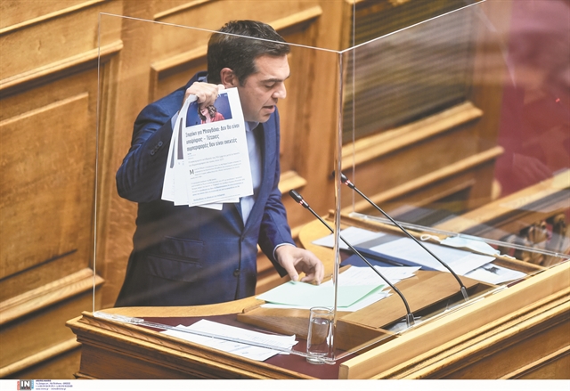 Γκάλοπ, φέρετρα, γυναικοκτονίες