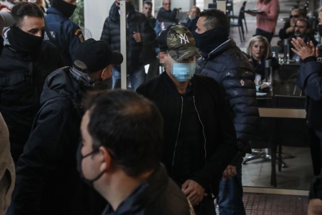 Πέραμα – Αρνήθηκαν όλες τις κατηγορίες στις απολογίες τους οι 7 αστυνομικοί