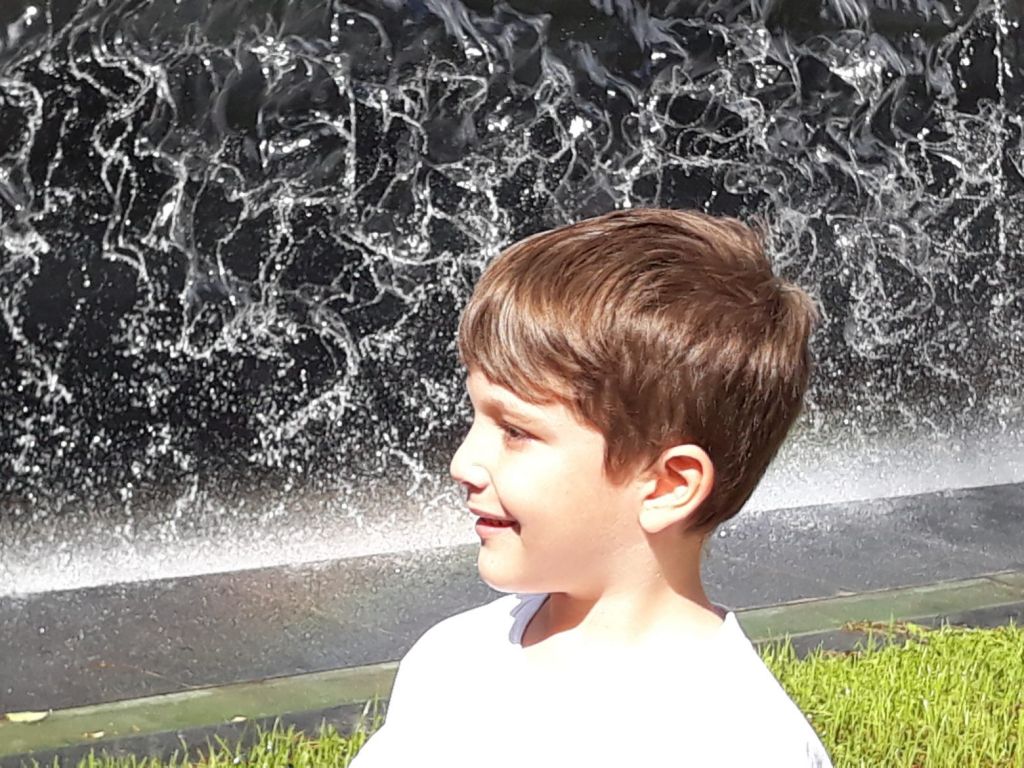 Ερασιτεχνικές φωτογραφίες από 38 πρόσφυγες και μετανάστες