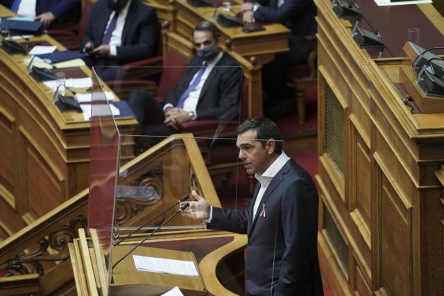 Βουλή – Ο Μητσοτάκης απαντά στην επίκαιρη ερώτηση Τσίπρα για την πανδημία