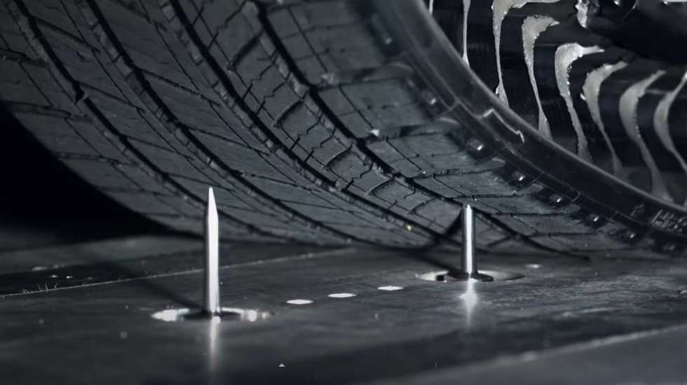 Ερχεται το ελαστικό που δεν κλατάρει