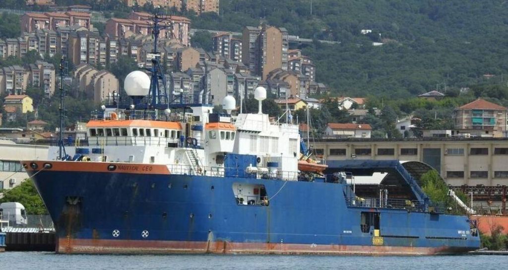 Κύπρος – Τουρκική φρεγάτα σε απόσταση αναπνοής από το Nautical Geo