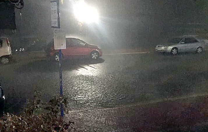 Η κακοκαιρία «Αθηνά» δείχνει τα δόντια της – Πού θα χτυπήσει