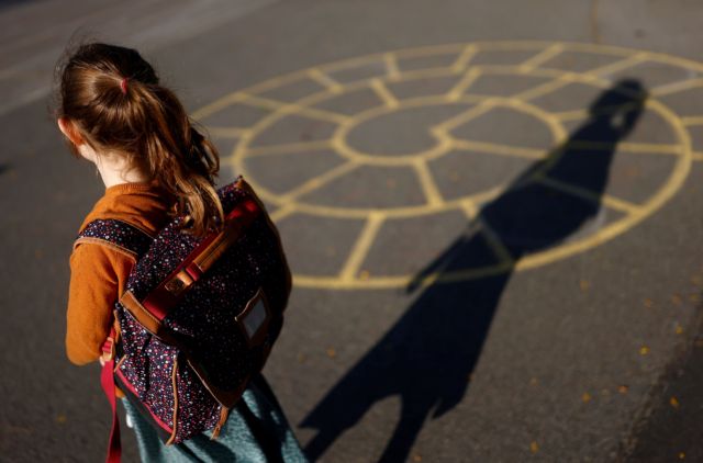 Κεραμέως – Πιο πολλά κρούσματα σε σχολεία περιοχών με χαμηλό εμβολιασμό