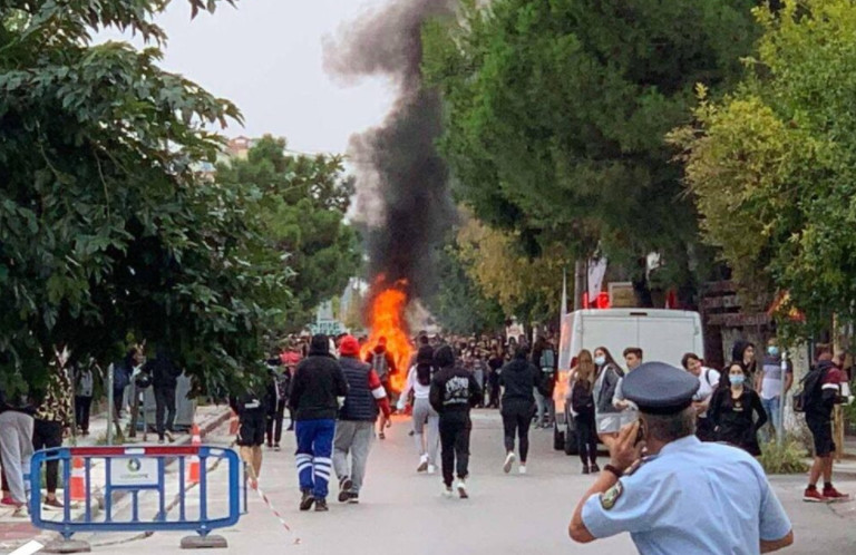 Θεσσαλονίκη – Ακροδεξιοί… παριστάνουν τους μαθητές καταγγέλουν γονείς κι εκπαιδευτικοί