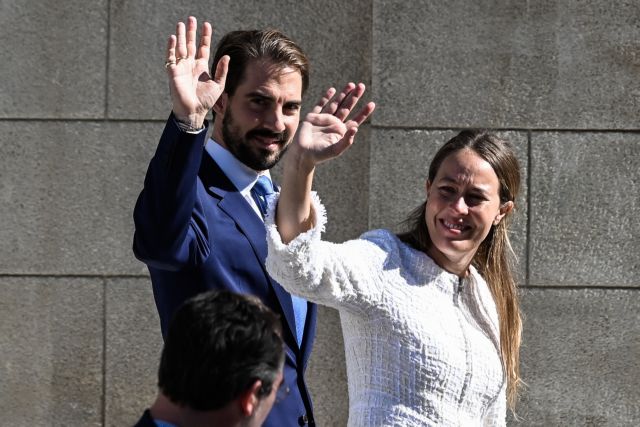 Φίλιππος Γλύξμπουργκ και Νίνα Φλόρ – Ο παραμυθένιος γάμος στην Μητρόπολη Αθηνών