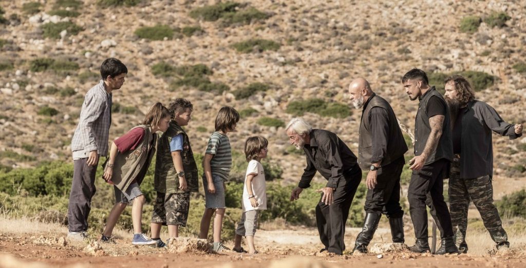 Koμάντα και Δράκοι – Το τέταρτο συγκλονιστικό επεισόδιο της σειράς μυστηρίου