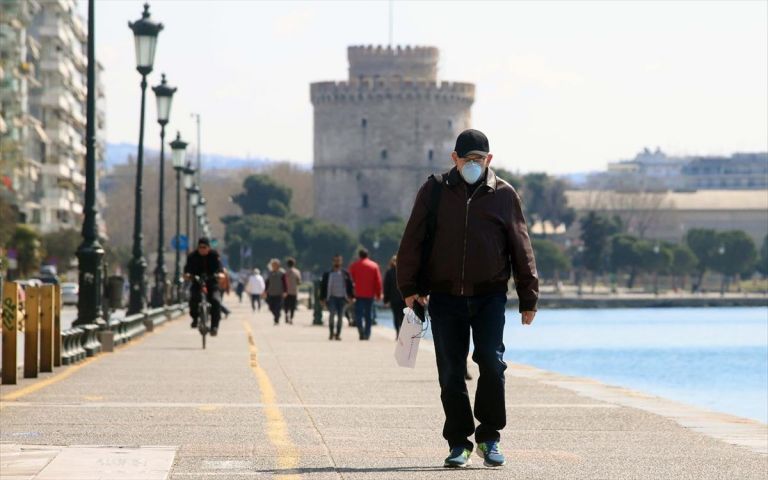 Κάθε 16 μέρες διπλασιάζεται το ιικό φορτίο στη Θεσσαλονίκη