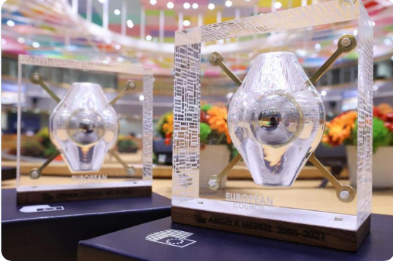 Μέρκελ – Πώς την αποχαιρέτησαν οι Ευρωπαίοι ηγέτες