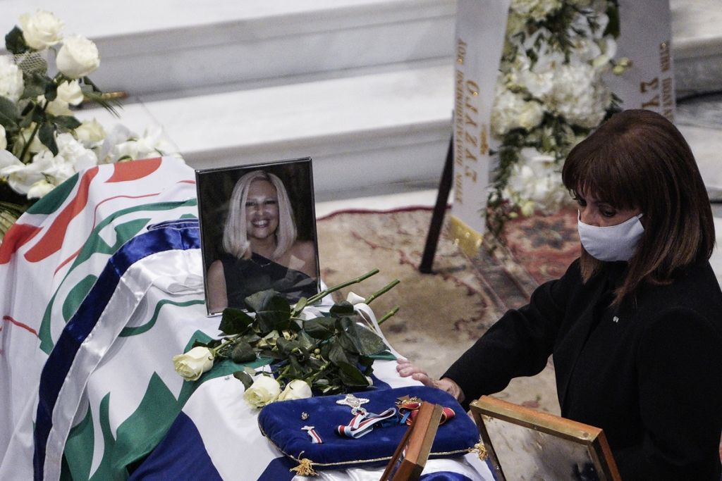 Φώφη Γεννηματά – Ανάρτηση με πολλούς αποδέκτες από τον διευθυντή του γραφείου της