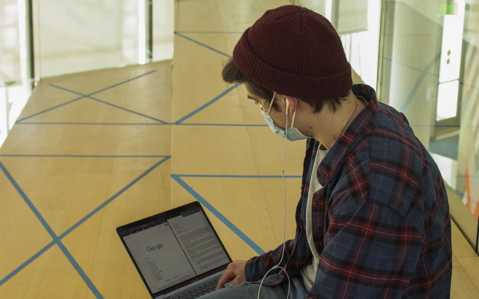 On-the-go φοιτητικά laptops που δεν κολλάνε… πουθενά!