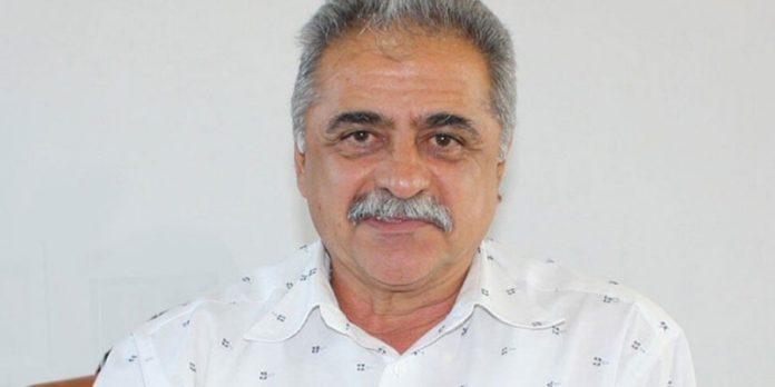 Νέο ροζ βίντεο «καίει» πολιτικό – Συνεχίζει τις αποκαλύψεις ο μαφιόζος Πέκερ