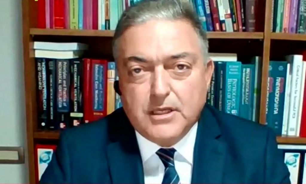 Βασιλακόπουλος στο MEGA – «Μου επιτέθηκαν σε ταβέρνα επειδή διαμαρτυρήθηκα για τον έλεγχο των πιστοποιητικών»