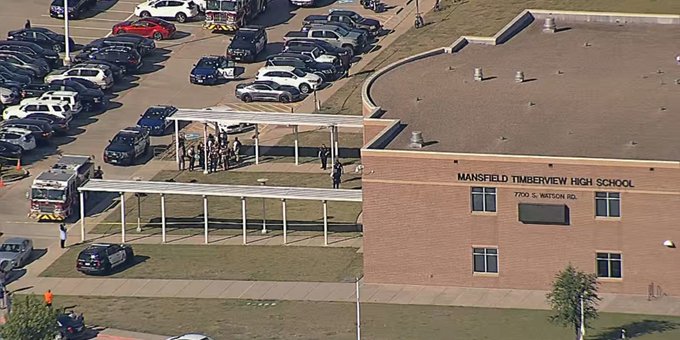 Πυροβολισμοί σε σχολείο στο Τέξας | tanea.gr