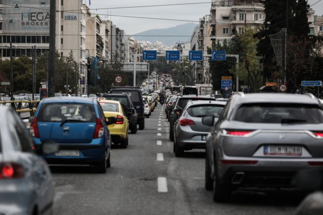 Κίνηση στους δρόμους – Πού εντοπίζονται προβλήματα