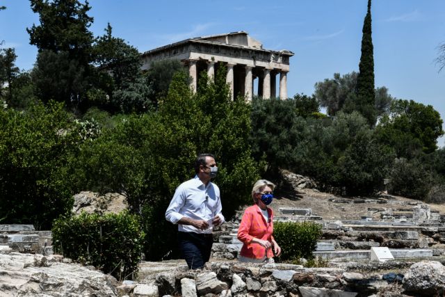 Μητσοτάκης σε Φον ντερ Λάιεν – Πιστοποιητικό για ταξίδια εντός ΕΕ στους άνω των 60 ετών μόνο με 3η δόση