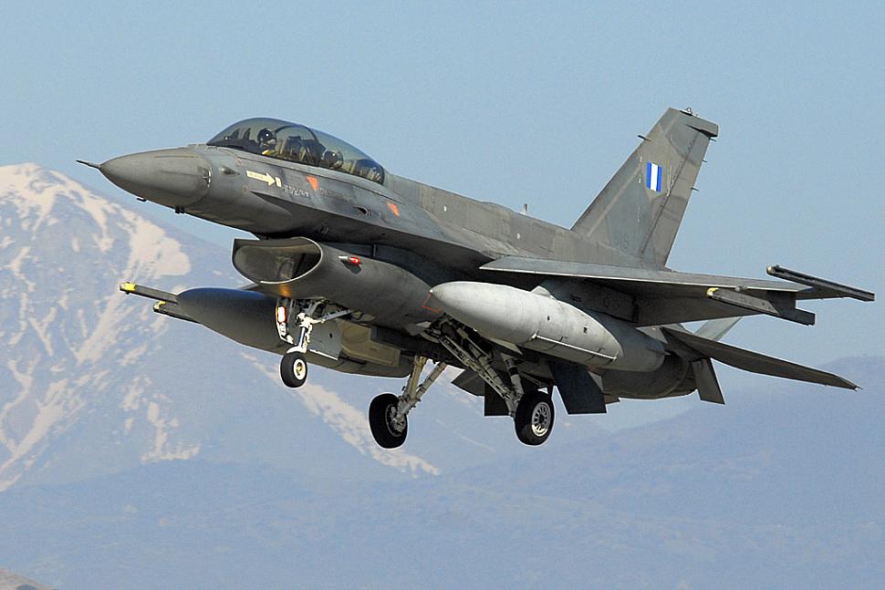 Κατέπεσε F-16 στην Ανδραβίδα