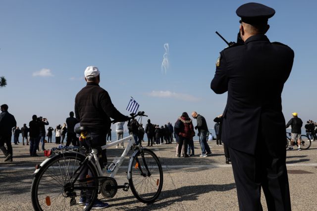 Κοροναϊός – Εκτακτη σύσκεψη στο Μαξίμου μετά την έκρηξη κρουσμάτων στη βόρεια Ελλάδα