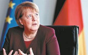 Η Μέρκελ έσπασε τη σιωπή της ζητώντας αλληλεγγύη στην Ουκρανία