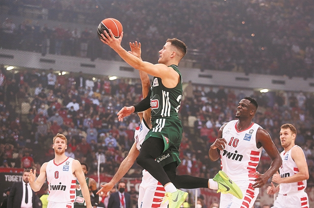 Παίρνει τα ηνία για το restart