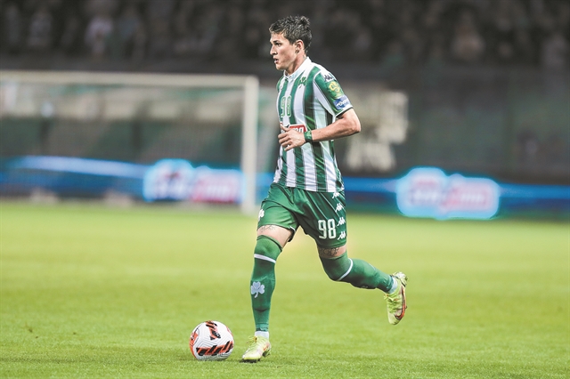 Περπατάνε παράλληλα