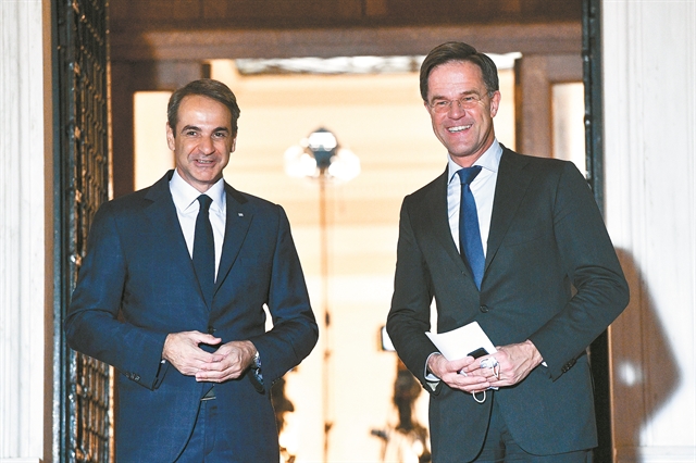 Σήμα Μητσοτάκη για μετωπική