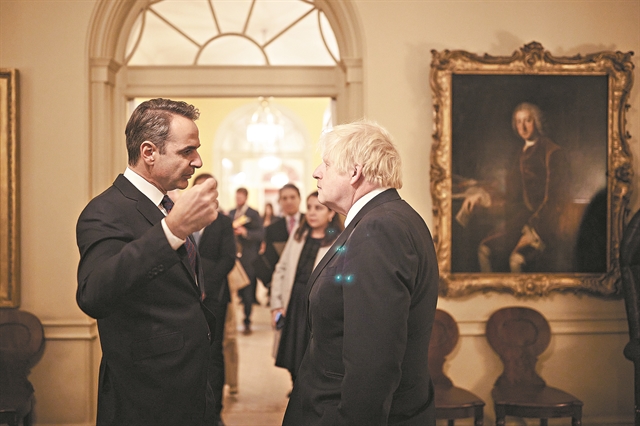 Φράγμα Τζόνσον στην επιστροφή των Γλυπτών