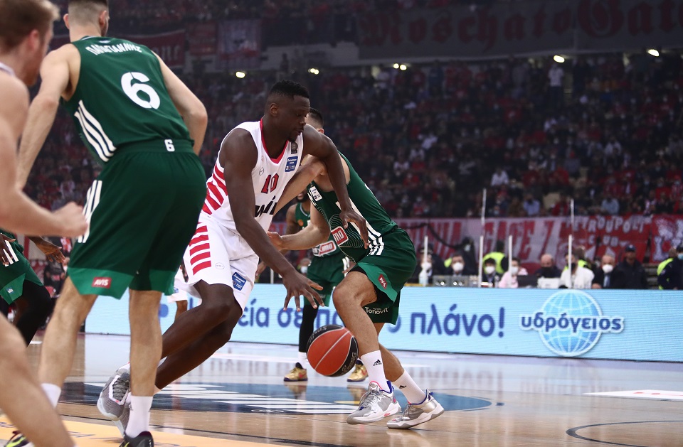 Basket League – Η τιμωρία του Ολυμπιακού για το ντέρμπι με τον Παναθηναϊκό