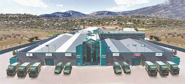 Μπαράζ deals από μεγάλα funds