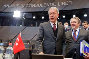 Ακάρ – Νέες απειλές για τη διπλωματική αναβάθμιση της Ελλάδας – «Κάποιες χώρες δεν κοιτάζουν το μπόι τους και την ισχύ τους»